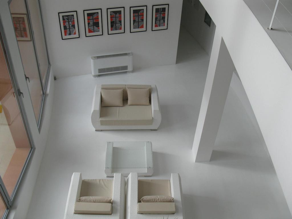 Family Hotel The Body Batak Exterior photo